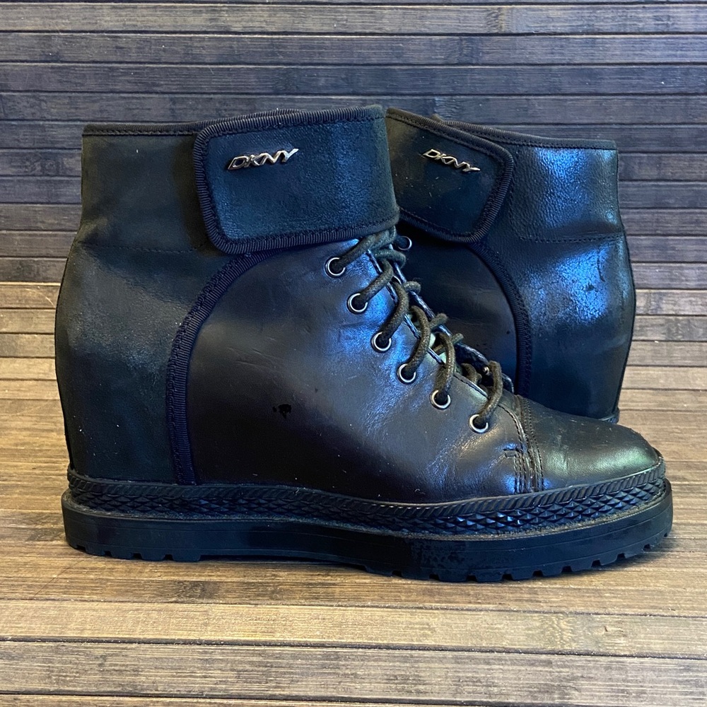 DKNY Black Leather Wedge Lace-Up Boots Size 8 Pre-Owned